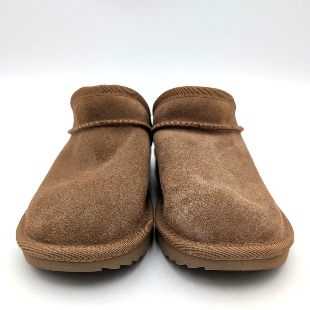 UGG Classic Faux Shearling Slipper Round Toe Unisex Kids Chestnut Sz US1 EU32.5 - Picture 2 of 11